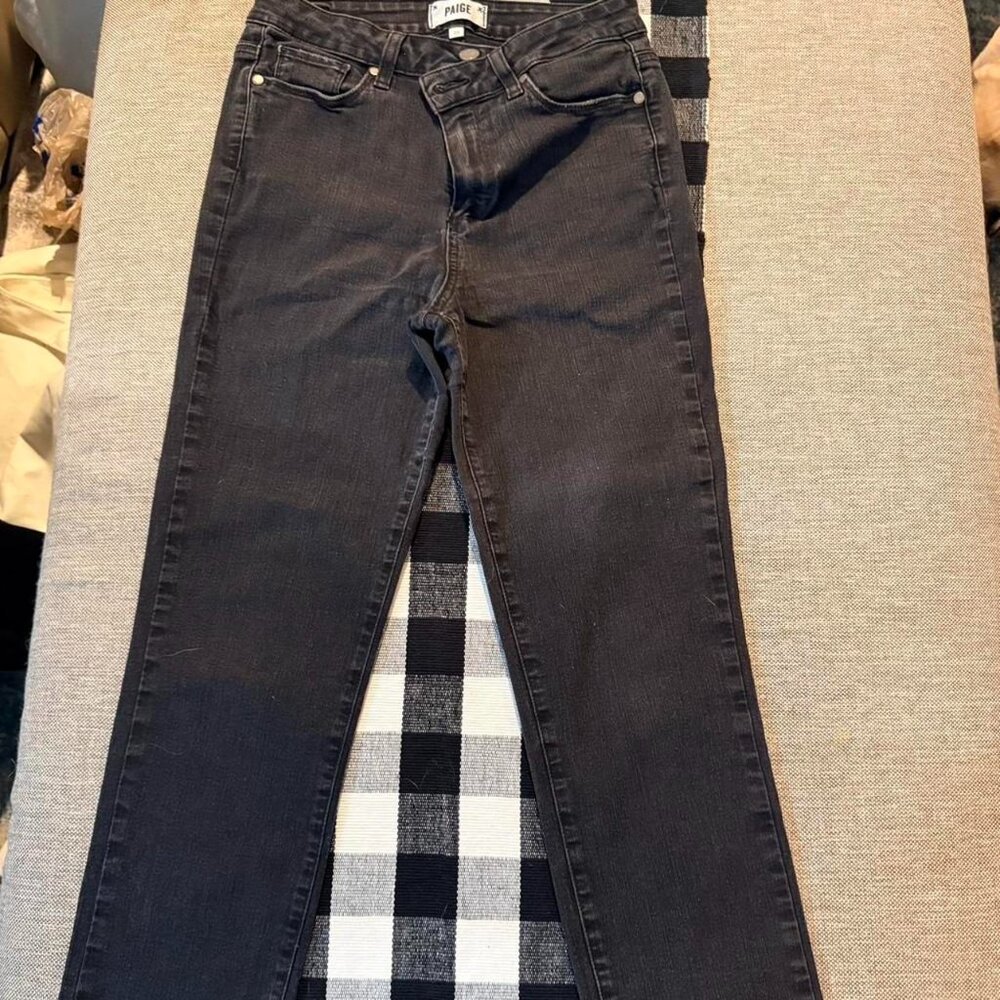 Like New PAIGE Dylan Straight Leg Jeans Black Size 29